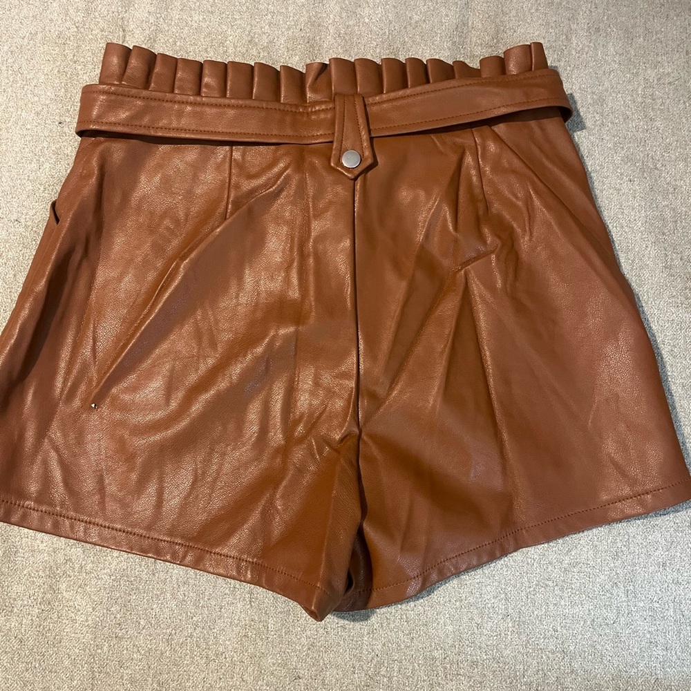 High Waist Tan Leather Women's Shorts - Picture 3 of 5